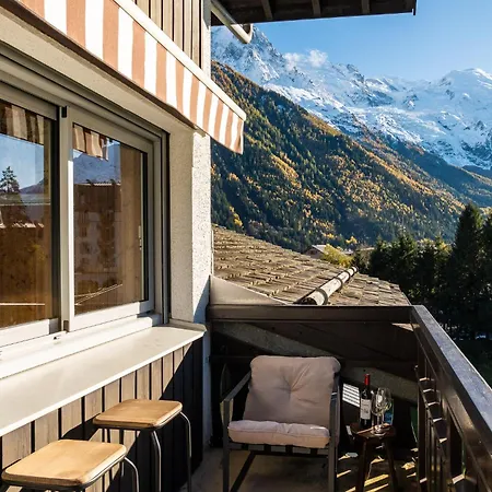 Mika, Alpes Agency, Slope Side Location, Chamonix, Sleeps 4-6 Apartament