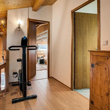 Mika, Alpes Agency, Slope Side Location, Chamonix, Sleeps 4-6
